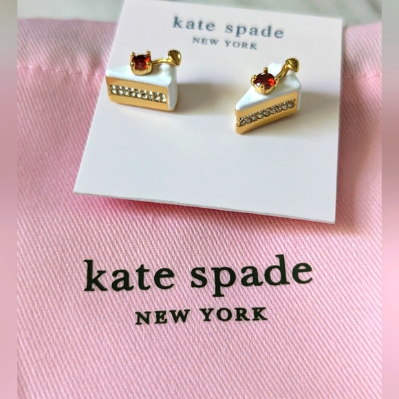 Kate Spade New York Pastry 🍰 🎂 🍰 🎂 Shop Cake Slice Studs - Picture 7 of 16